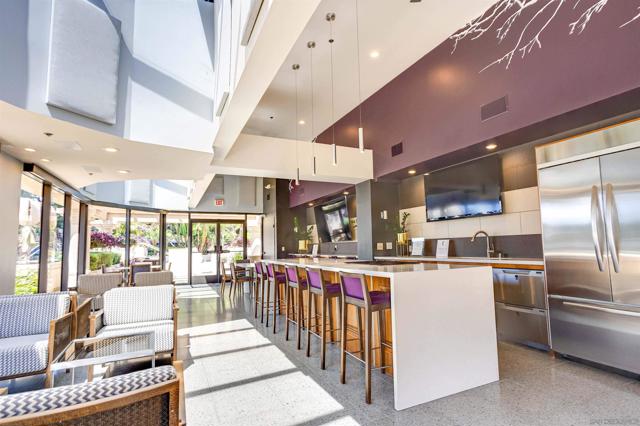 100 Harbor Dr, San Diego CA: https://media.crmls.org/mediaz/64a810aa-bbbf-4165-9f7e-d1cff0ae119c.jpg
