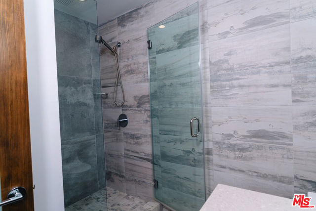 3423 Scadlock Lane, Sherman Oaks CA: https://media.crmls.org/mediaz/64a85743-9638-4874-919f-706cfc65d93f.jpg