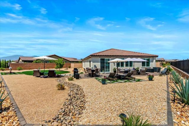 42940 Ascona Lane, Indio CA: https://media.crmls.org/mediaz/64a9951b-1ec6-4225-9a10-9616cca0beea.jpg