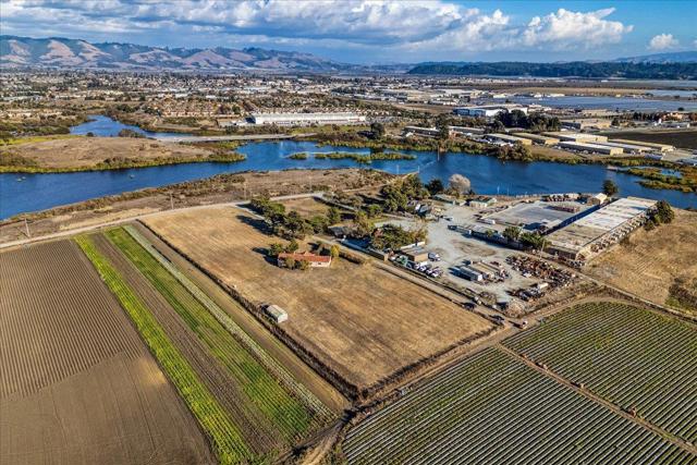 235 Lee Road, Watsonville CA: https://media.crmls.org/mediaz/64aa337e-2e86-4d03-bd6a-3ac569cb1846.jpg