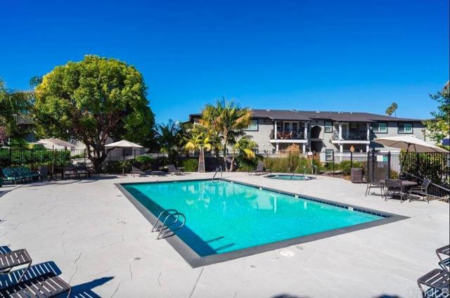 506 Canyon Drive, Oceanside CA: https://media.crmls.org/mediaz/64aaf952-0f94-4712-bf8d-5bc4476f83e4.jpg