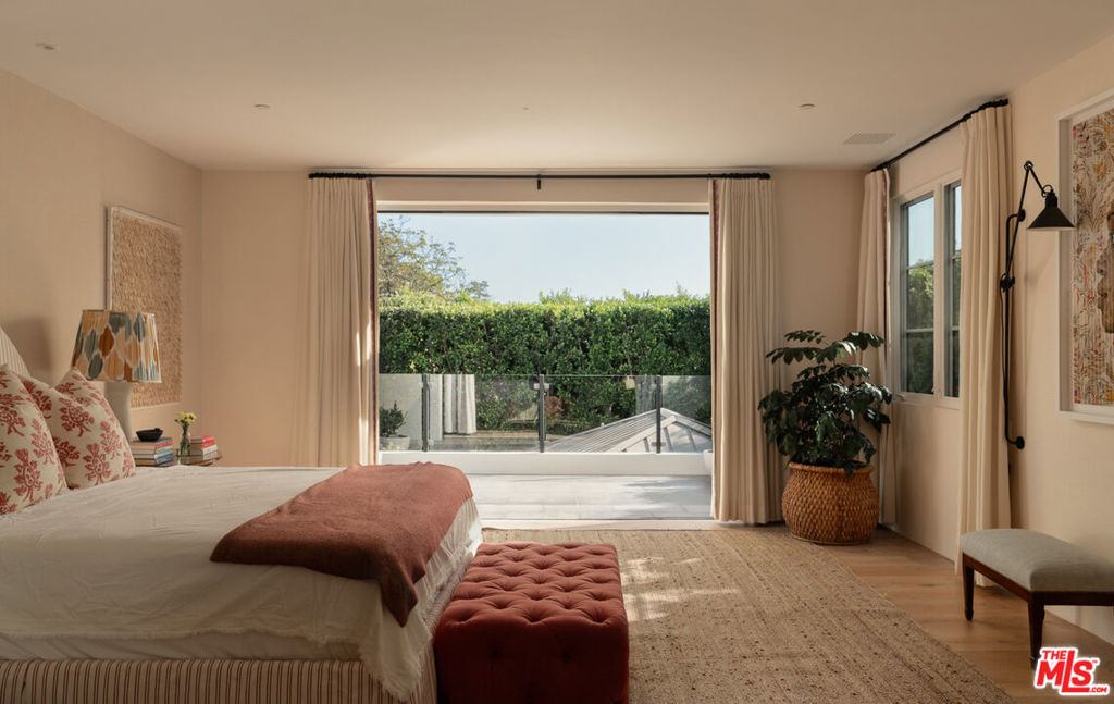 MLS #25602681 image #19