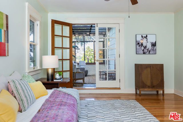 1355 Columbia Drive, Glendale CA: https://media.crmls.org/mediaz/64ab994d-e883-4b6c-b333-8913ed4cdcc1.jpg