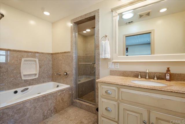 Detail Gallery Image 13 of 27 For 1186 E Lexington, El Cajon,  CA 92019 - – Beds | – Baths