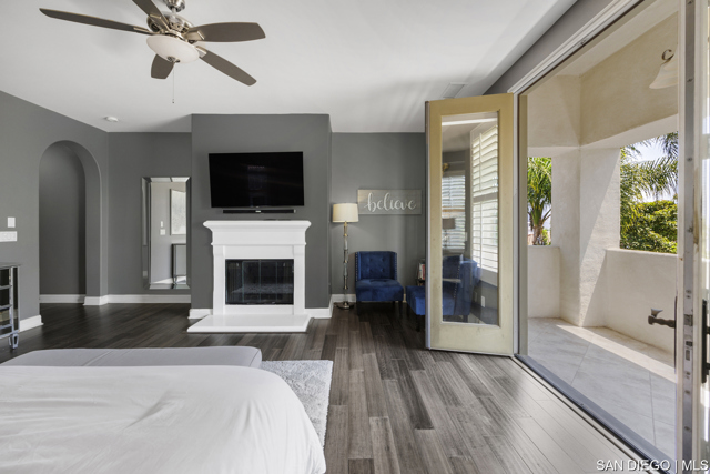 2832 Echo Ridge CT, Chula Vista CA: https://media.crmls.org/mediaz/64ae677f-939f-495e-b3a6-7d2dec5fbc14.jpg