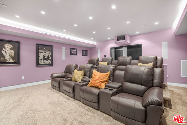 2501 Zorada Drive, Los Angeles CA: https://media.crmls.org/mediaz/64ae9bf6-4b0d-4647-9581-2337a040db10.jpg