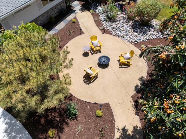 934 Hickory Way, Fremont CA: https://media.crmls.org/mediaz/64af81bb-c6ee-4af6-aaac-7bcc83cdabf5.jpg