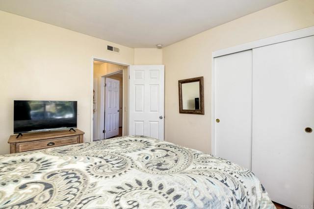 Detail Gallery Image 12 of 20 For 4243 Arroyo Vista Way #330,  Oceanside,  CA 92057 - 2 Beds | 2 Baths