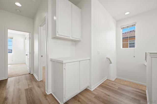 1718 Santa Ivy Ave, Chula Vista CA: https://media.crmls.org/mediaz/64b06fef-5a1c-4e60-9b3b-3b676becb578.jpg