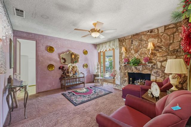 Detail Gallery Image 31 of 58 For 1637 Oak Hill, Escondido,  CA 92027 - 3 Beds | 2 Baths