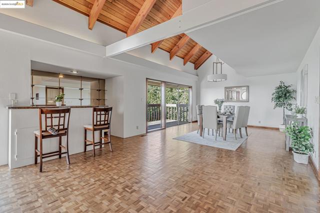 1518 MADERA CT, El Cerrito CA: https://media.crmls.org/mediaz/64b2619b-865f-4847-9257-df6bd734b9d1.jpg