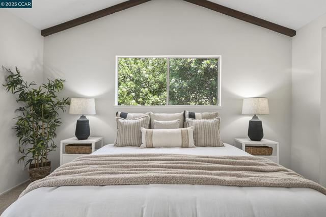 277 Holiday Hills Dr, Martinez CA: https://media.crmls.org/mediaz/64b32253-7ede-4151-95dc-0797f4d7948e.jpg