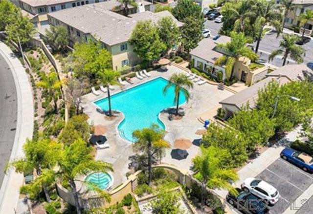 26374 Arboretum Way, Murrieta CA: https://media.crmls.org/mediaz/64b581ac-4963-4019-8f68-83df11b5c40c.jpg