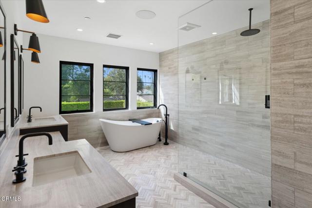 Detail Gallery Image 34 of 76 For 1329 Campbell St, Glendale,  CA 91207 - 4 Beds | 6 Baths