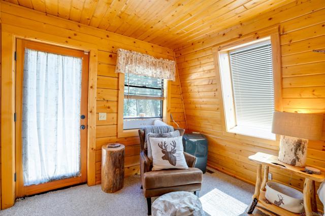 33382 Squirrel Dr, Green Valley Lake CA: https://media.crmls.org/mediaz/64b5a52d-047d-471d-9b01-c1f46761beec.jpg