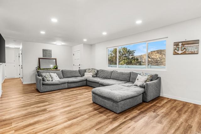 Detail Gallery Image 10 of 30 For 10906 Serena Ln, Lakeside,  CA 92040 - 4 Beds | 2 Baths