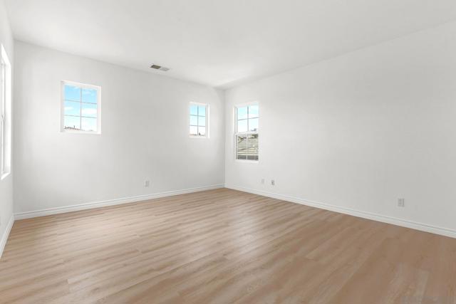 1120 Championship Rd, Oceanside CA: https://media.crmls.org/mediaz/64b7939f-6c84-41a4-8a13-830d003ddd58.jpg