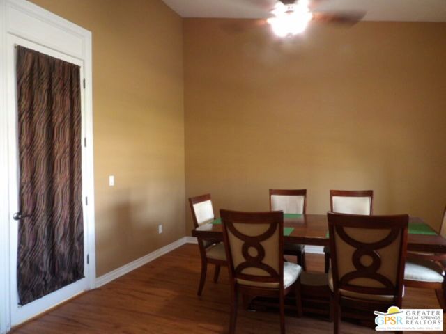6950 Oak View Court, Oak Hills CA: https://media.crmls.org/mediaz/64b7b79e-63d9-4606-931a-e543c6e6dd85.jpg