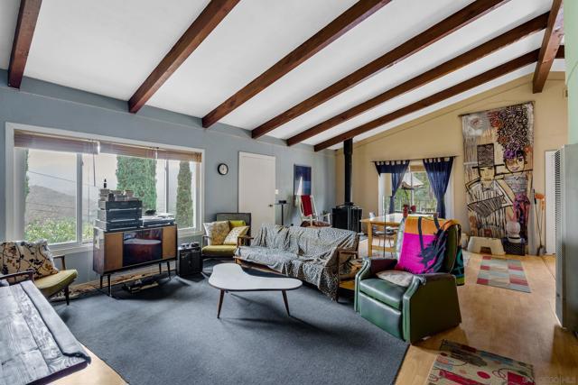4426 MODEL A FORD LANE, El Cajon CA: https://media.crmls.org/mediaz/64b80102-2505-4ad7-87fd-59b8ac52d6eb.jpg