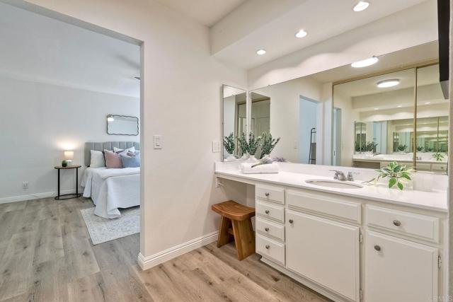 232 Cerco Rosado, San Marcos CA: https://media.crmls.org/mediaz/64b92b50-43b3-4cd8-b17f-4a23b64c9c85.jpg