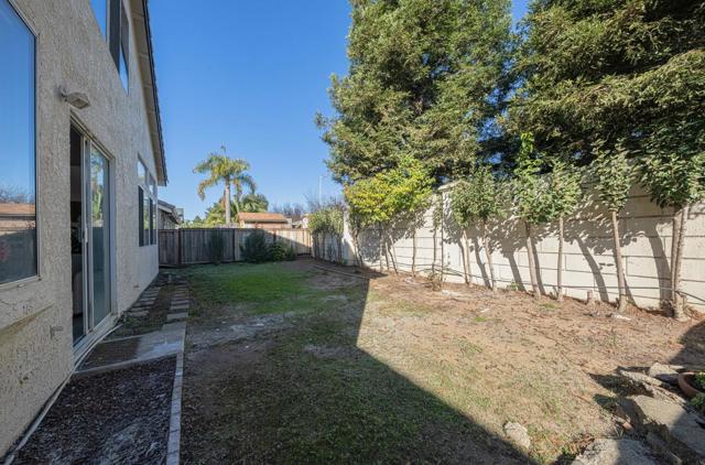 327 Rhine Court, Salinas CA: https://media.crmls.org/mediaz/64baa072-4c3b-4b06-976d-77211be6589f.jpg