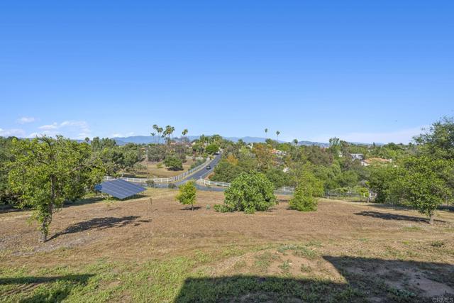 Detail Gallery Image 45 of 53 For 3016 Alta Vista Dr, Fallbrook,  CA 92028 - 3 Beds | 3/1 Baths