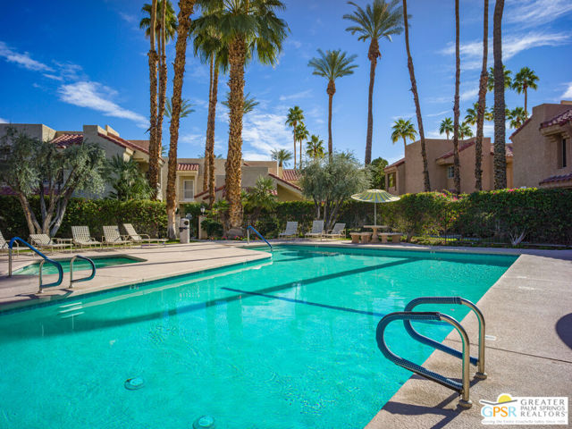 2700 Lawrence Crossley Road #55, Palm Springs, CA 92264