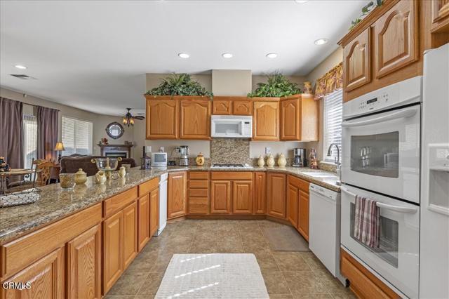 Detail Gallery Image 14 of 43 For 26750 El Camino Dr, Tehachapi,  CA 93561 - 3 Beds | 2 Baths