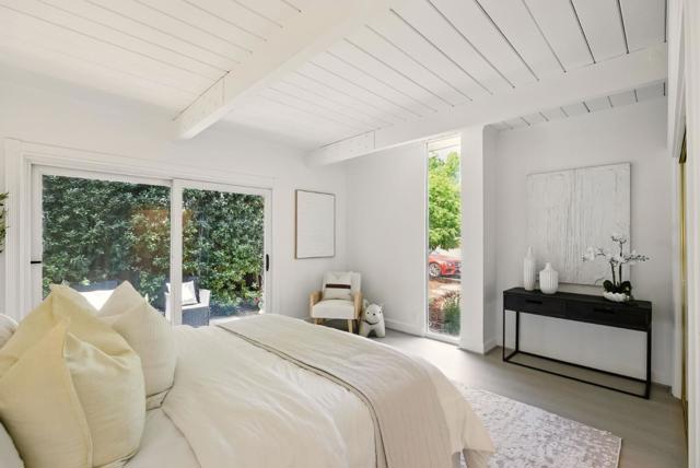 747 De Soto Drive, Palo Alto CA: https://media.crmls.org/mediaz/64bbdcb9-00b6-4b90-8817-3d6379c4db13.jpg