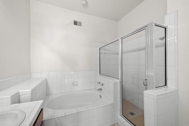 2505 LA COSTA AVE, Chula Vista CA: https://media.crmls.org/mediaz/64bd8e11-e4ec-45c7-9f8d-df1fde3d62ca.jpg