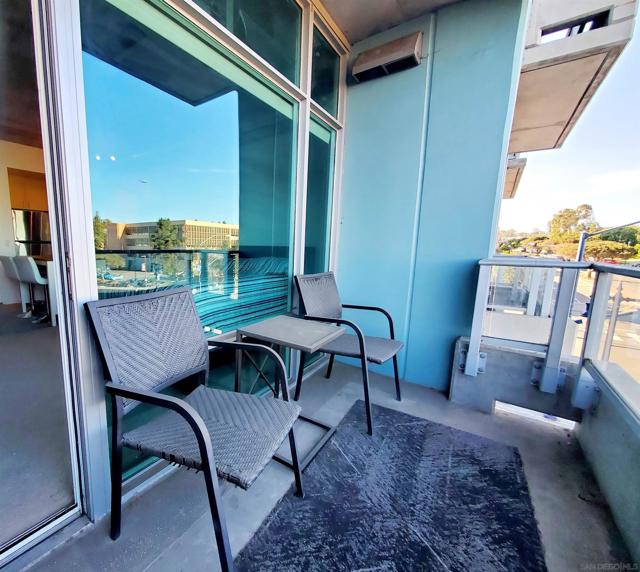 1080 Park Blvd #309, San Diego CA: https://media.crmls.org/mediaz/64be0154-4c3e-4f01-8e05-9a3dbf5d55da.jpg