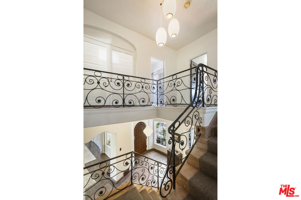 MLS #25564997 image #30