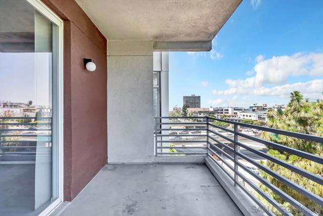 1642 7th Ave, San Diego, California 92101, 1 Bedroom Bedrooms, ,1 BathroomBathrooms,Condominium,For Sale,7th Ave,240023157SD