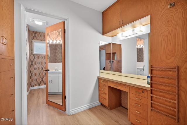 640 Fernwood Drive, Oxnard CA: https://media.crmls.org/mediaz/64c05b08-b5bb-4bbc-bc43-797f0329ee0e.jpg