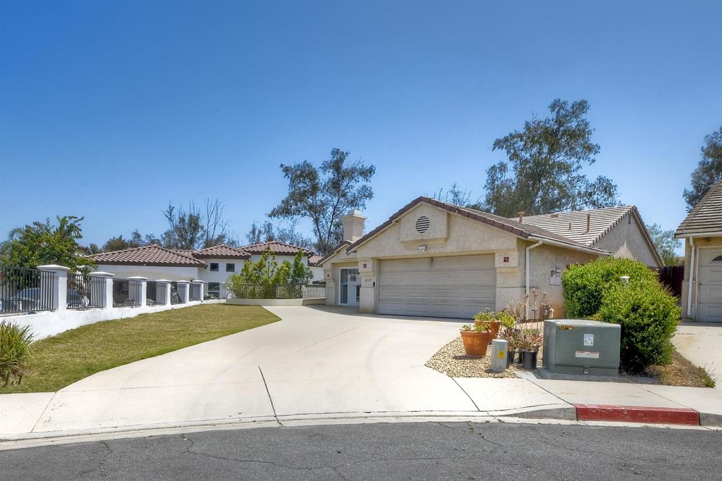 1115 Metcalf Place