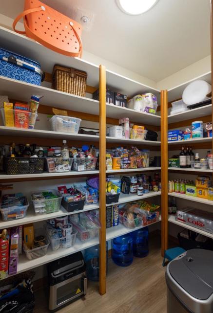 3375 Allred Lane, Soquel CA: https://media.crmls.org/mediaz/64c2becd-5b44-41e1-bf1c-a17d212a19f0.jpg