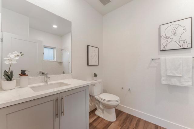 Image 31 of 34 For 975 41st Street 135