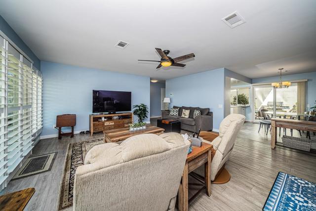 Detail Gallery Image 5 of 32 For 3890 Vista Campana #63,  Oceanside,  CA 92057 - 2 Beds | 2 Baths