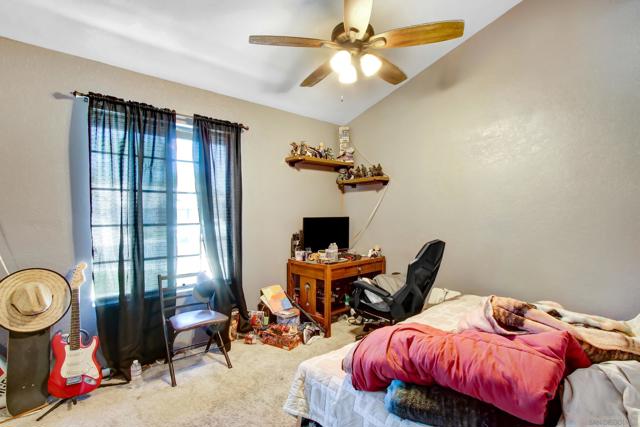 30485 Anaconda Ct, Temecula CA: https://media.crmls.org/mediaz/64c54a34-4303-4280-b776-8fb98ffbacc2.jpg
