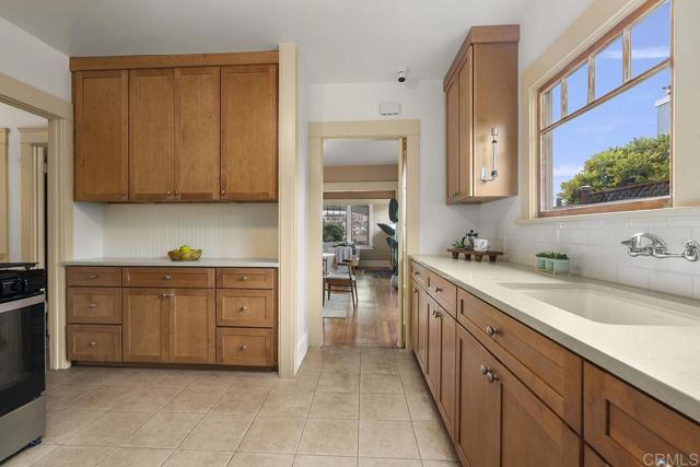 3805 Louisiana Street, San Diego CA: https://media.crmls.org/mediaz/64c572b3-95f0-4ccc-bacb-3f0e77790db1.jpg