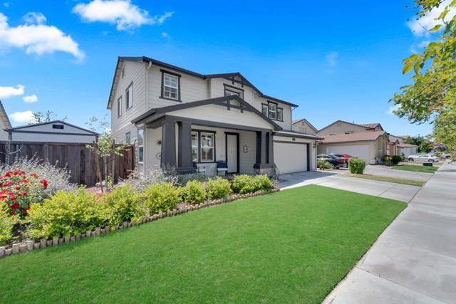2369 S Creekside Drive, Los Banos CA: https://media.crmls.org/mediaz/64c5de0f-877a-4f34-b3c2-d0b9d21e1a6c.jpg