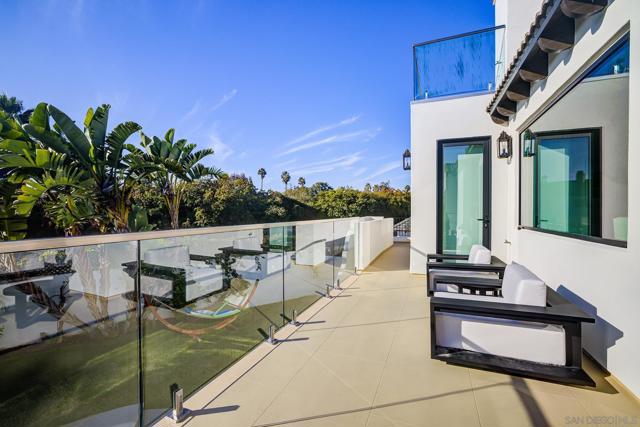 Image 54 of 55 For 1070 Coronado Avenue
