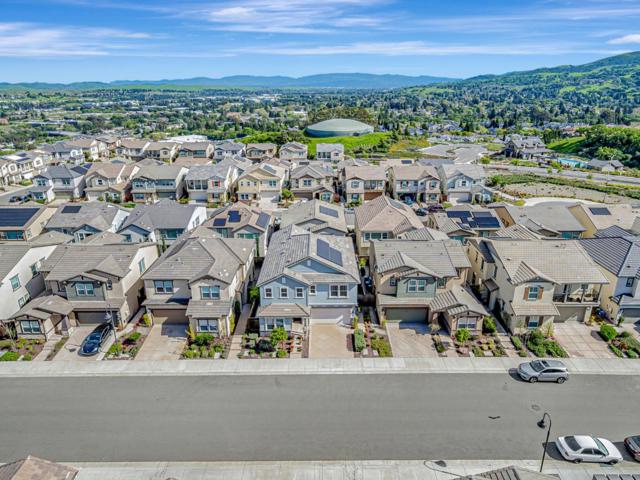 232 Via Encanto, San Ramon CA: https://media.crmls.org/mediaz/64c857d8-aef8-411b-9503-5879dba83f9f.jpg
