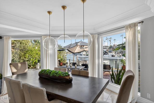 952 Peninsula Street, Ventura CA: https://media.crmls.org/mediaz/64c8cb03-180f-4447-9c38-ab1fb845239c.jpg