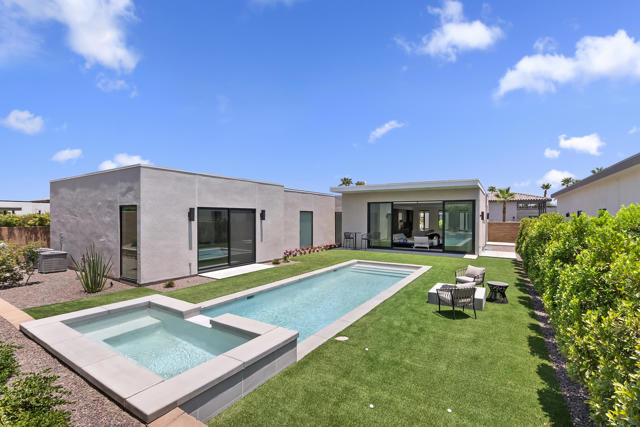 57939 Santo Thomas, La Quinta CA: https://media.crmls.org/mediaz/64c90d05-c0a4-44fb-bf3e-7e4d621ae919.jpg