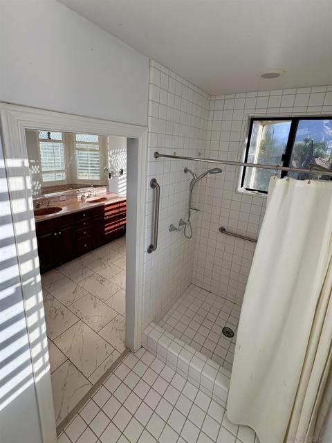 15725 Pauma Valley Drive, Pauma Valley CA: https://media.crmls.org/mediaz/64c9a30e-172d-4492-91ee-0f11a79fd1dd.jpg