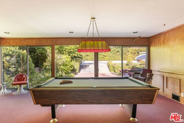 3734 Longridge Avenue, Sherman Oaks CA: https://media.crmls.org/mediaz/64ca7691-fe26-45e4-b982-1706e4fcae02.jpg