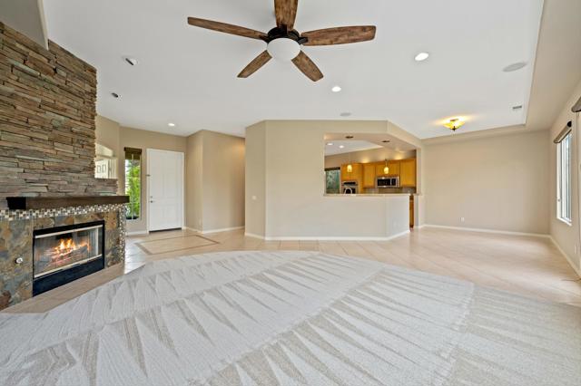 79862 Amora Drive, La Quinta CA: https://media.crmls.org/mediaz/64cbc51c-0e6e-432d-b503-be7f57bc7e0c.jpg