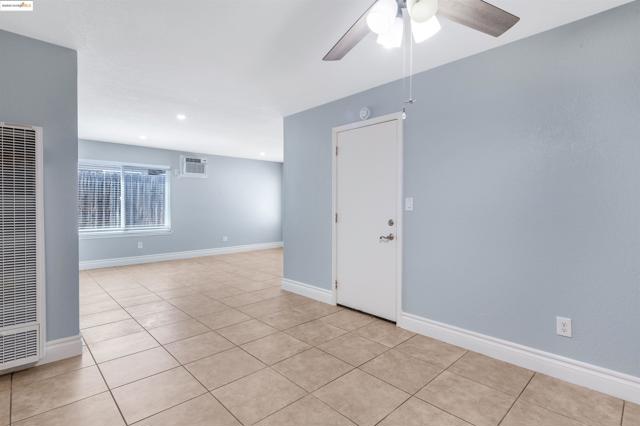 56 Amelia Way, Pittsburg CA: https://media.crmls.org/mediaz/64cc1804-5ca4-4c76-9b8d-921ad1f2281d.jpg