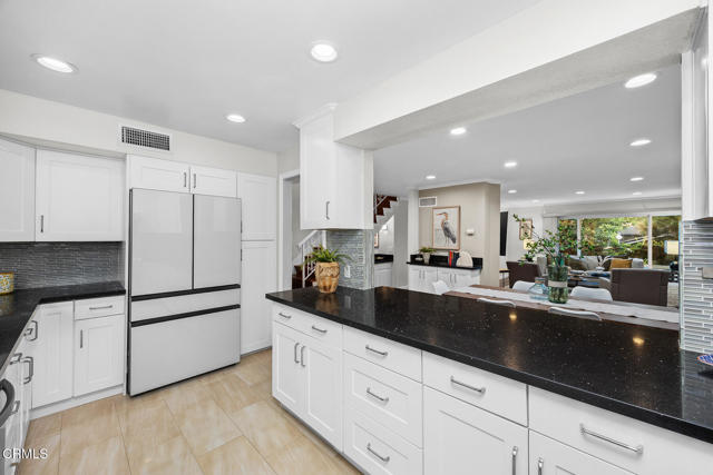 Detail Gallery Image 18 of 55 For 1832 Bushnell Ave, South Pasadena,  CA 91030 - 3 Beds | 2/1 Baths